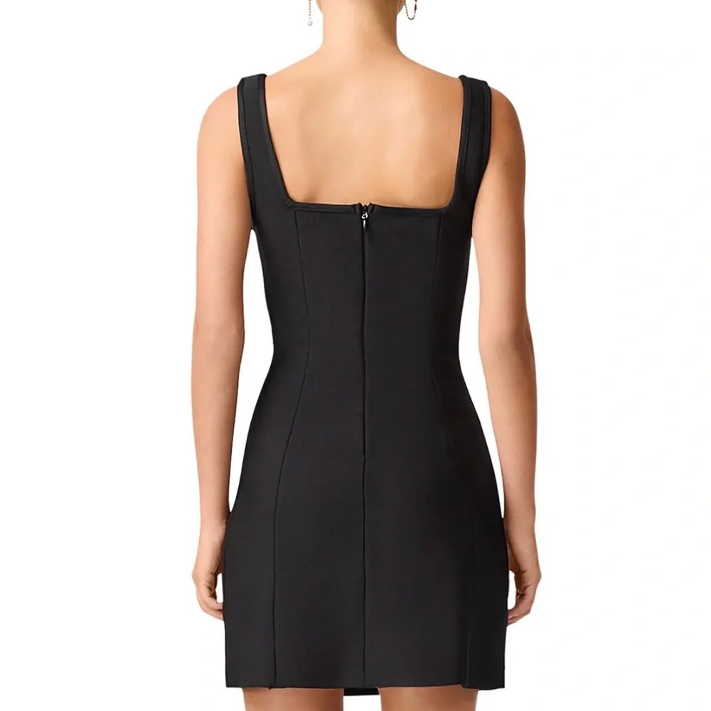 NWT - Elliatt Dress with Floral Embroidery - Super Stunning! - Picture 7 of 10